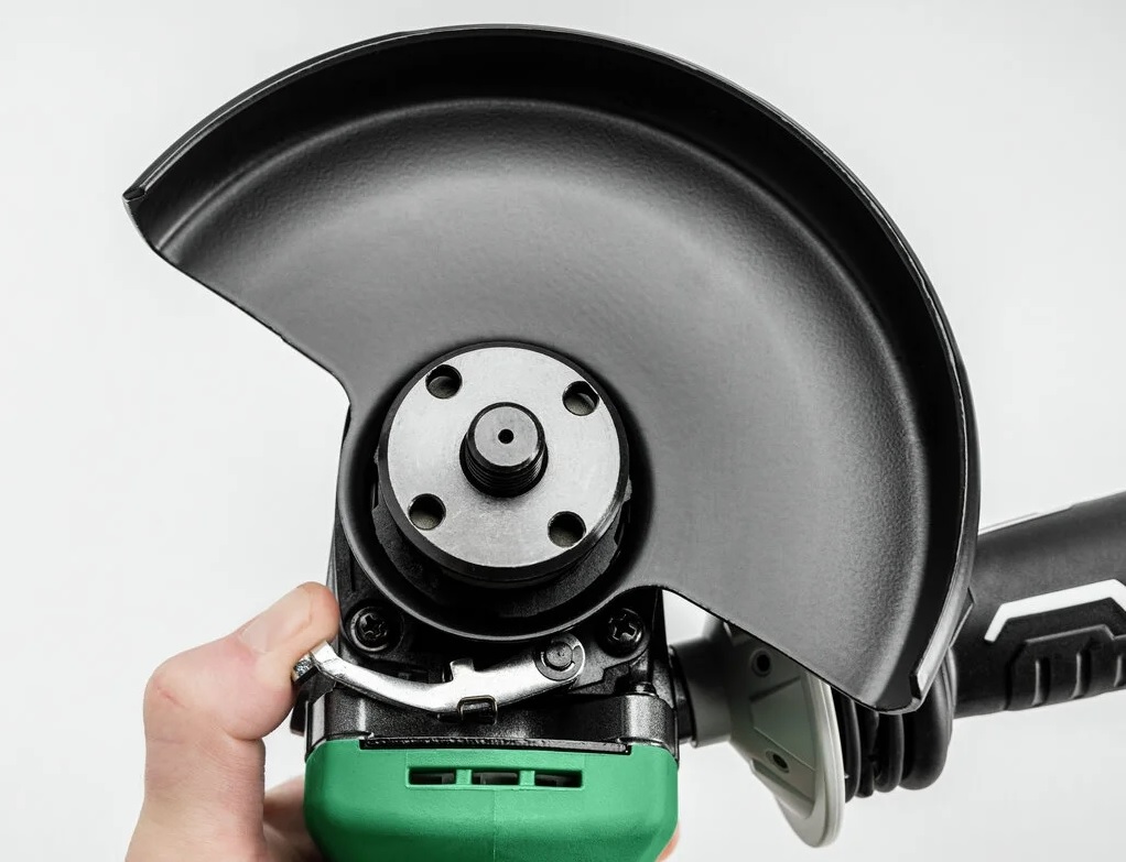  Motor fără perii și iluminare LED