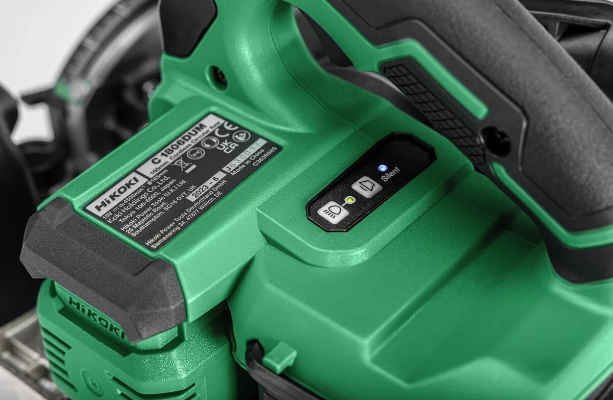  Compatibilitate cu șine de ghidare 